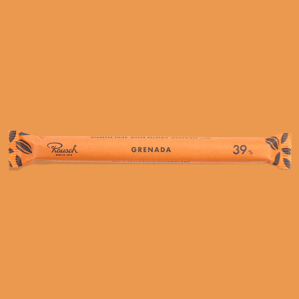Orangfarbener, schlanker Schokoladenriegel mit schwarzer Schrift und handwerklichem Design. - Rausch