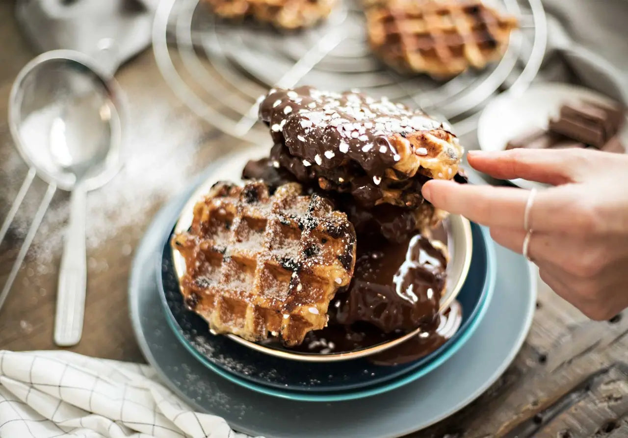 Original Berliner Waffeln aus Hefeteig mit feinen Perlen aus Edelkakao-Schokolade