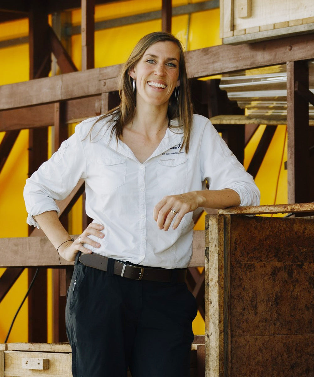 Dr. Elsa Hegmann auf der Rausch Plantage in Costa Rica